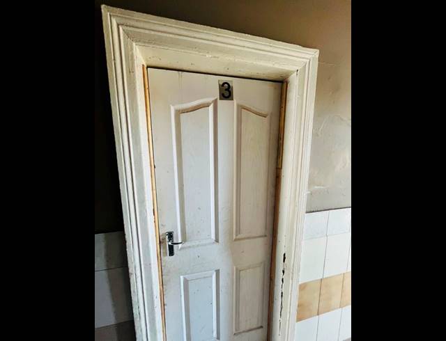 8 BEDROOM HOUSE FOR SALE IN GEDULD
